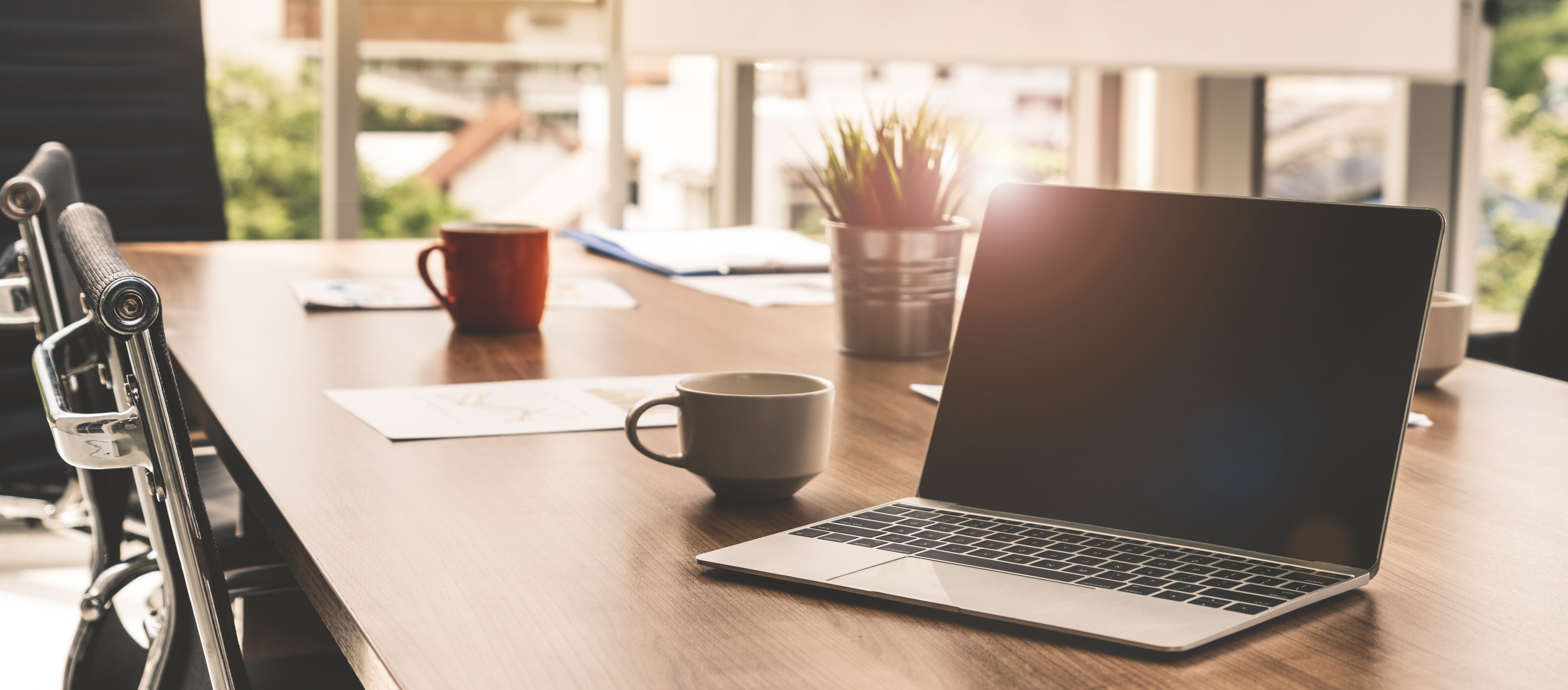 1099 vs. W-2 for Mental Health Therapists in Illinois: What You Need to Know
