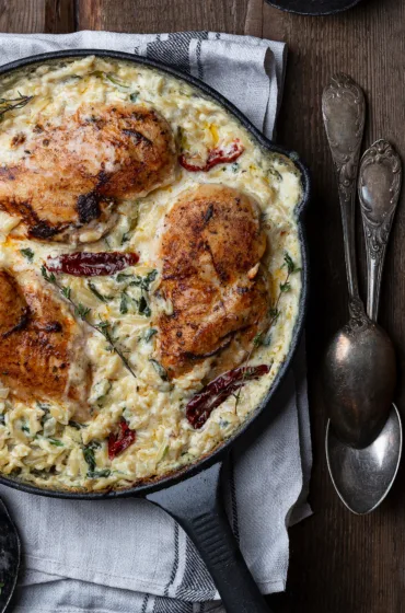 Spinach, Artichoke, and Chicken Orzo Skillet