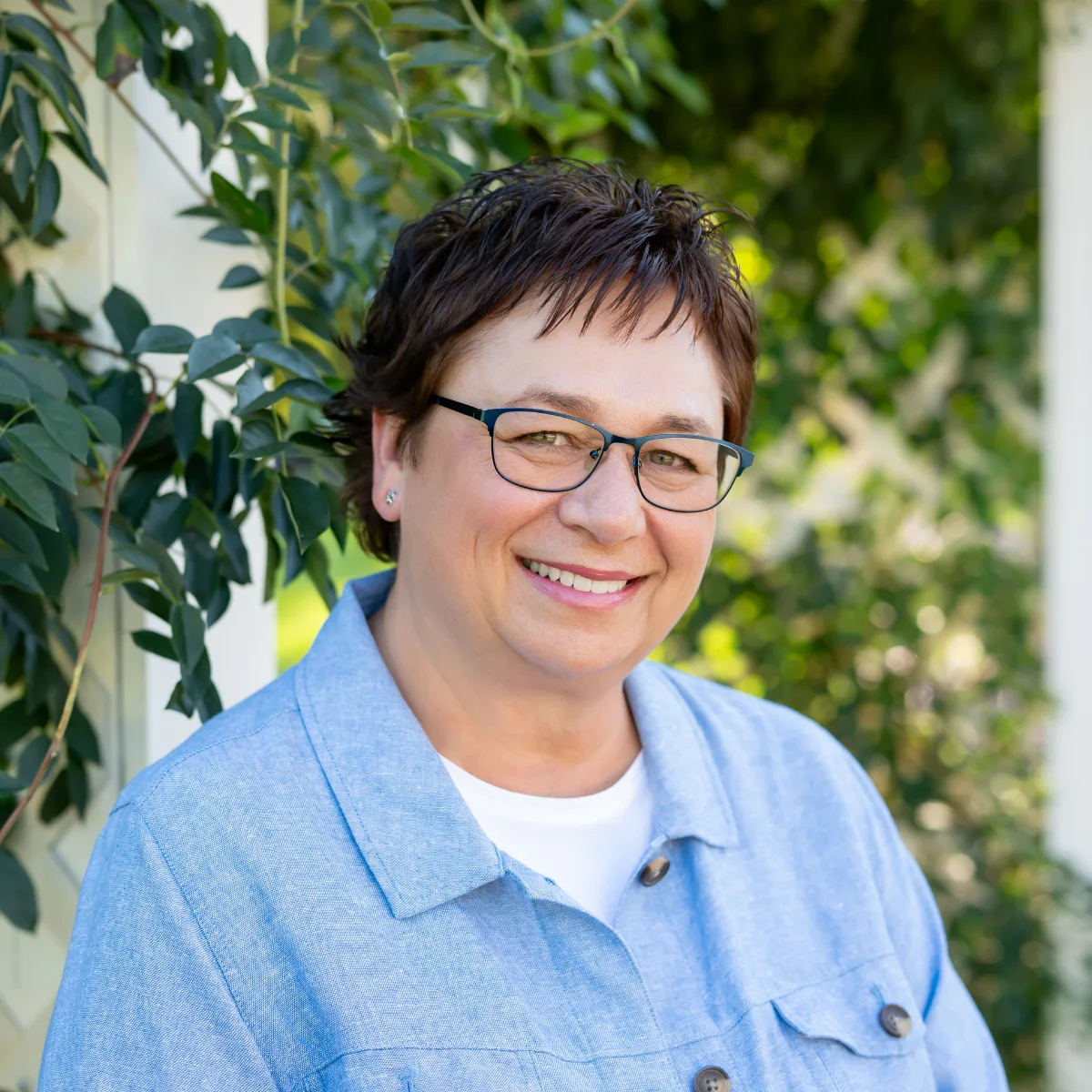 Lisa Koma, Facilities Coordinator